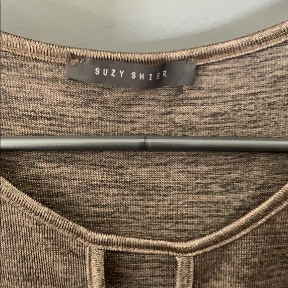 Top - Picture 2 of 3